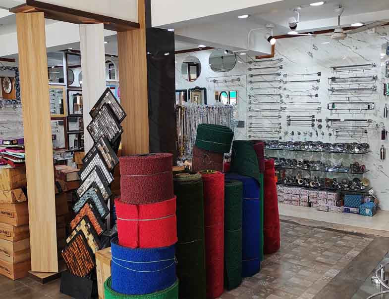 New Glass Centre(South Bazaar)